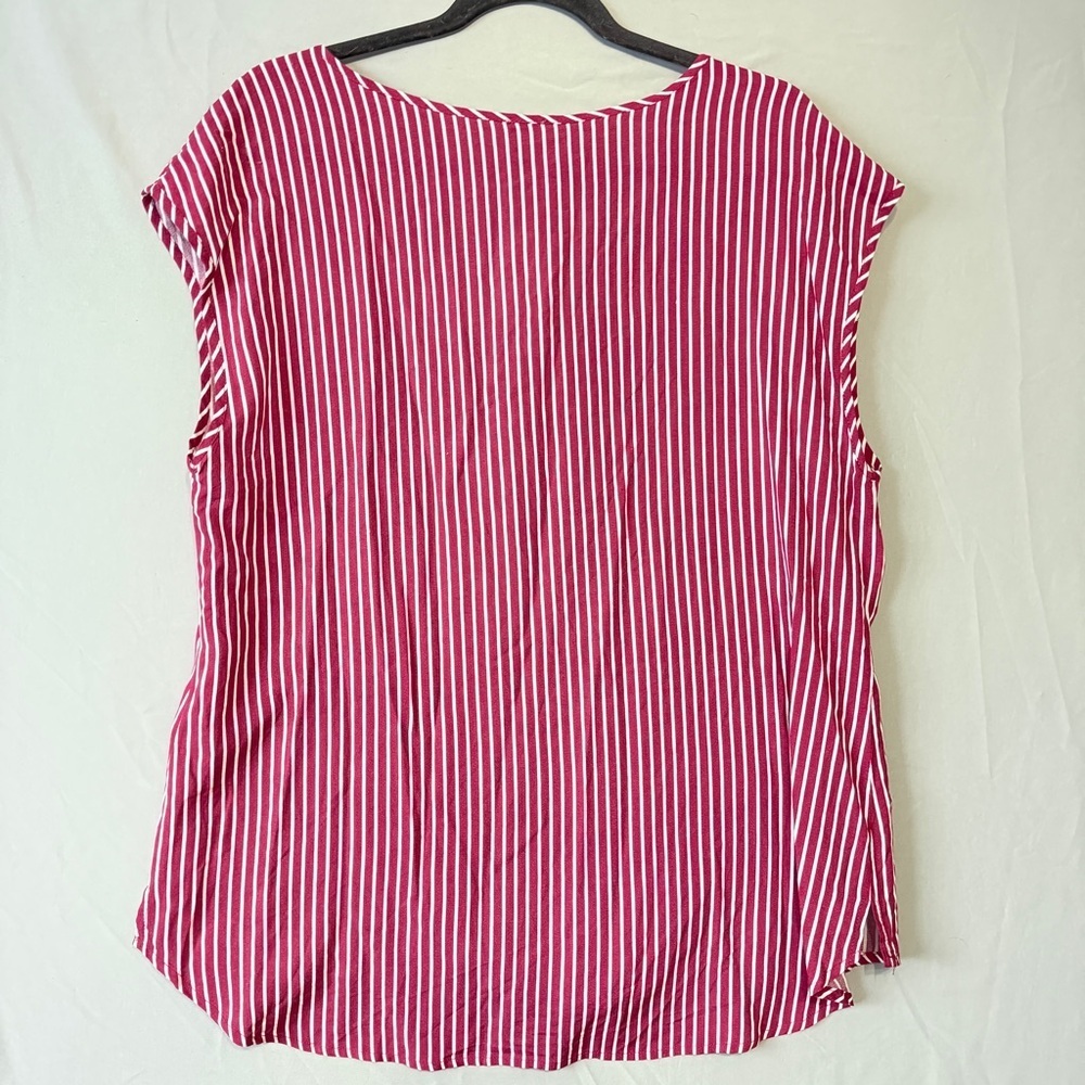 Kismet Womens Striped Sleeveless Button Top Size XL Red V Neck Layers Casual NWT - Picture 5 of 7